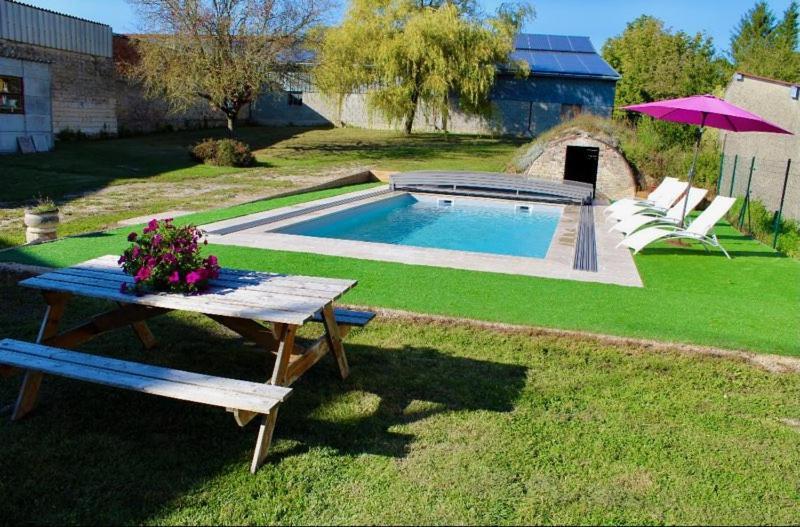 Chambres D'Hotes Aux Portes Des Tumuli Bussy-le-Château Εξωτερικό φωτογραφία